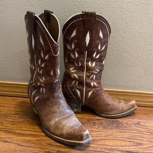 Women’s Arita Boots